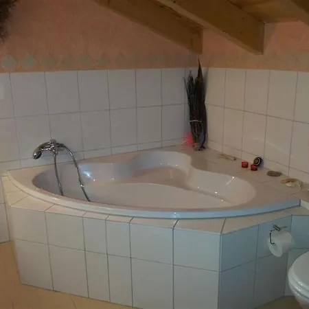 Apartment Schweizerhaus, Fewo Lucerne Upper Floor